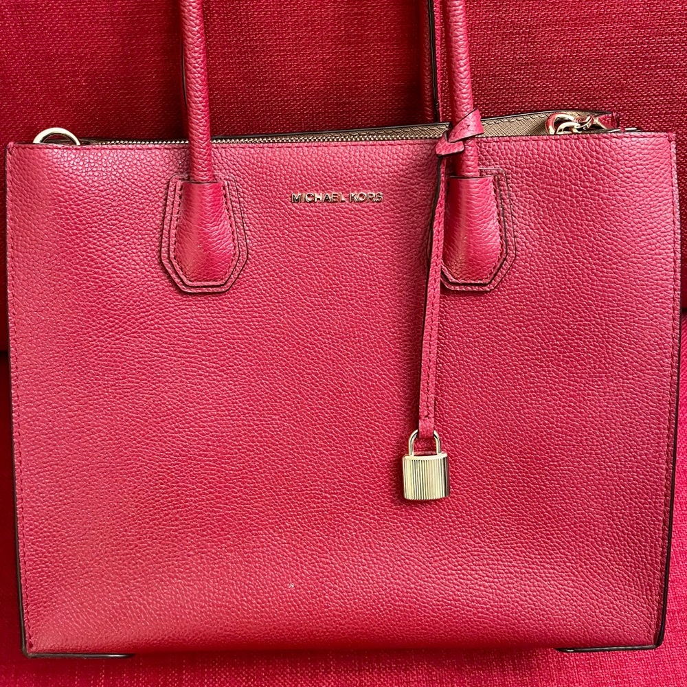 Michael Kors Large Mercer Bag